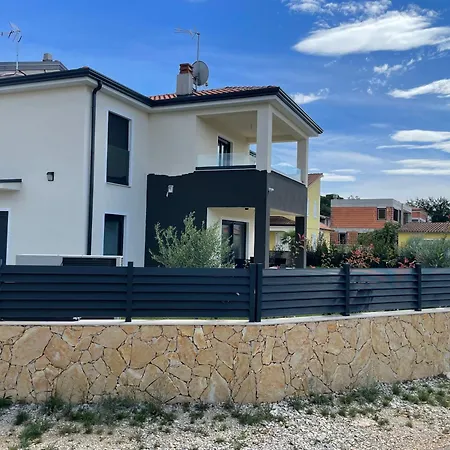Istarska Villa