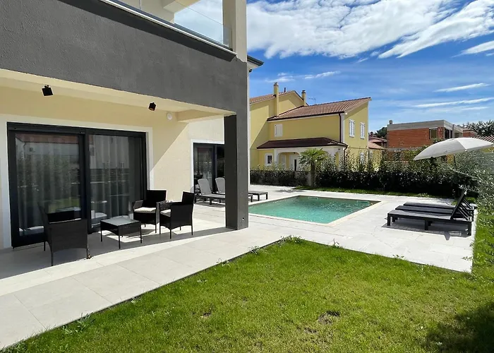 Istarska * 波雷奇