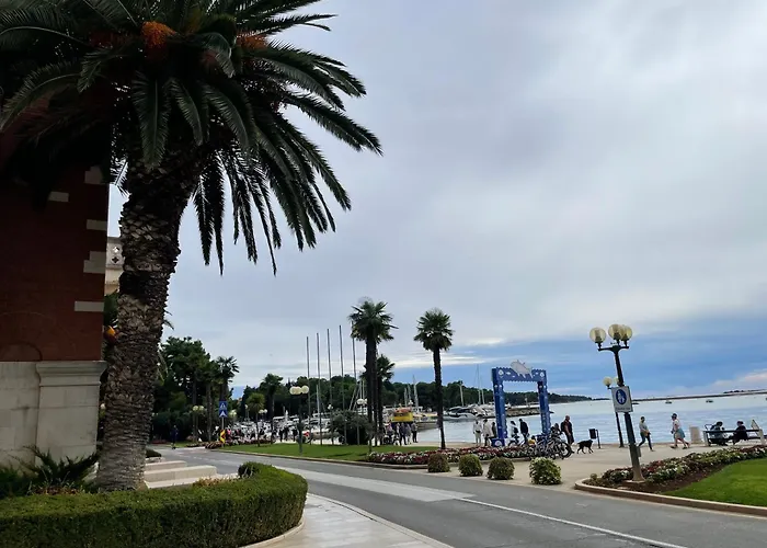 Istarska Βίλα Πόρετς