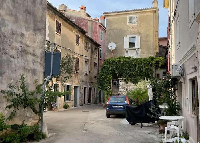 Istarska * Πόρετς